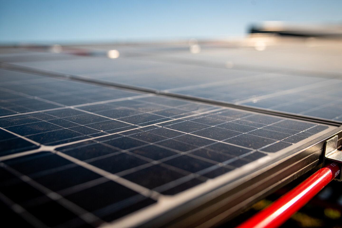 Photovoltaikversicherung Lage - ↗️Waldenburger Versicherung AG: ✓Erneuerbare-Energien-Versicherung, Solaranlagenversicherung, Haftpflichtversicherung Photovoltaik, Ertragsausfallversicherung
